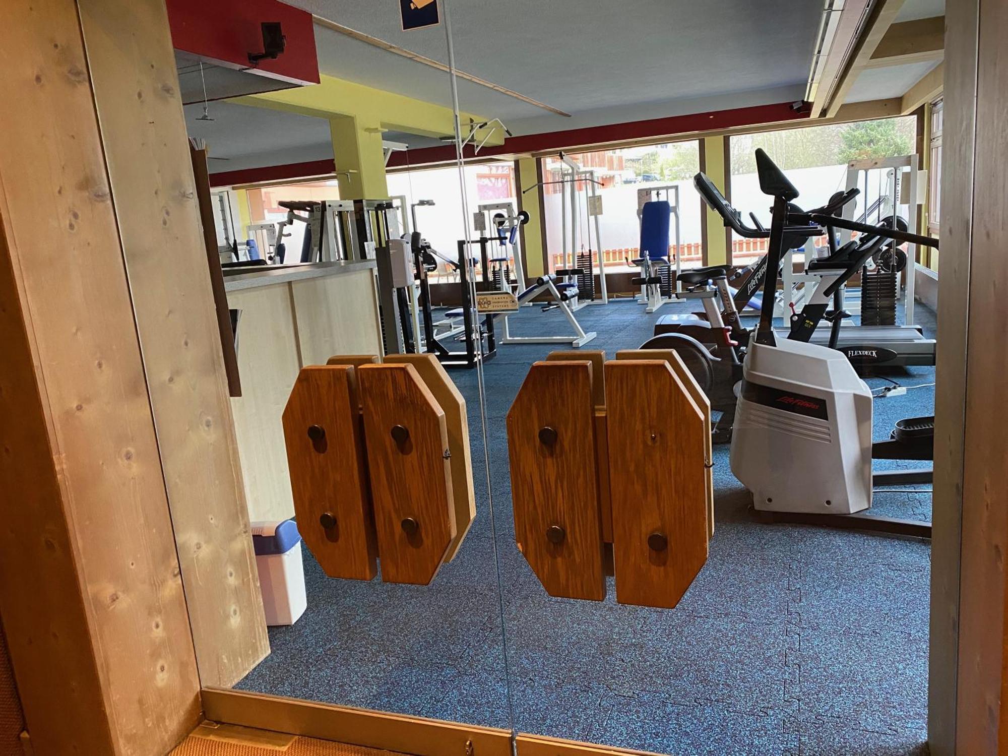 Koenigs Appartement Mit Pool Schluchsee Esterno foto